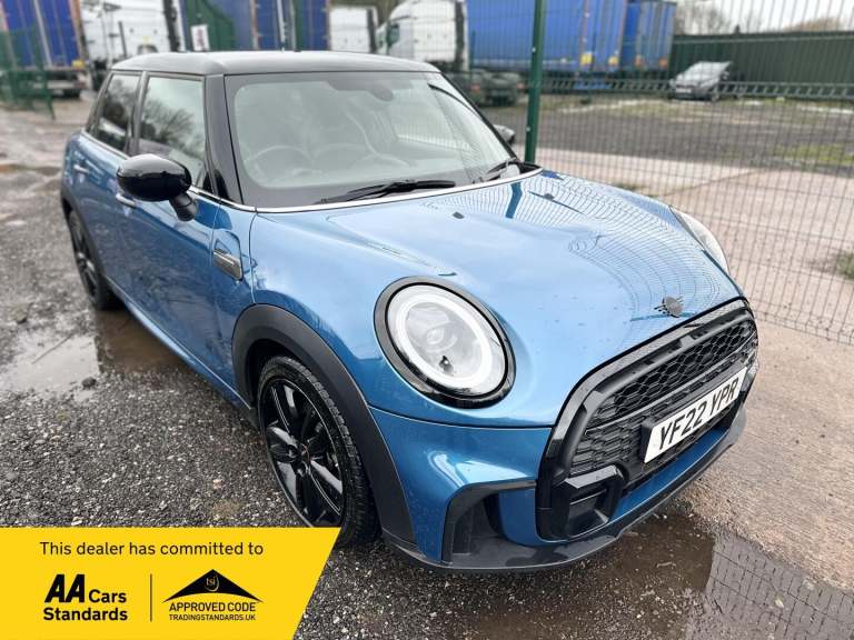 2022 MINI Hatch 1.5 Cooper Sport 5dr Auto HATCHBACK PETROL Automatic