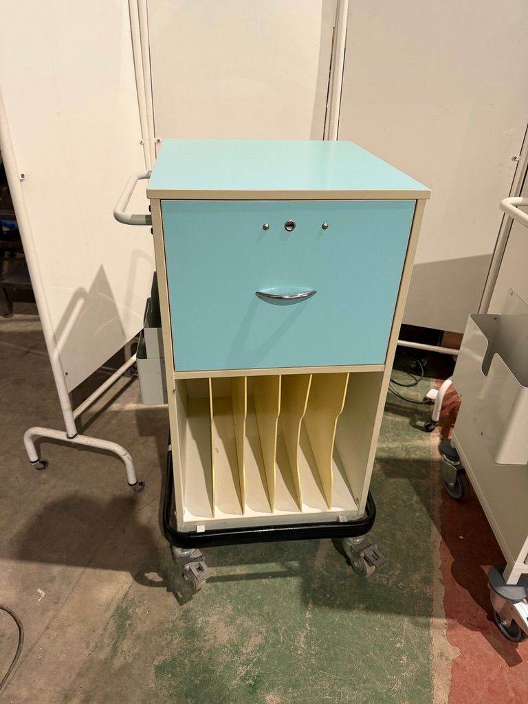 Bristol Maid Mobile Medical Records Workstation/Filing Cabinet on Wheels 