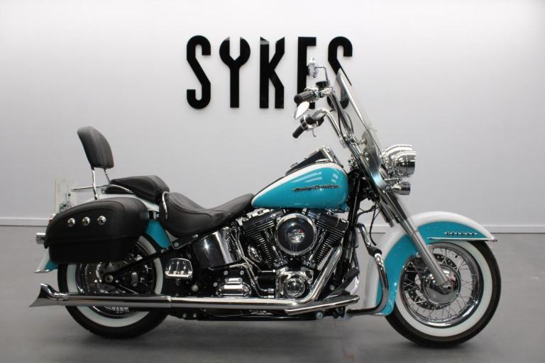 2017 Harley-Davidson FLSTN Softail Deluxe in Two Tone Crushed Ice Pearl & Teal