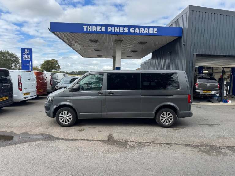 Volkswagen Transporter Shuttle 2.0 TDI 84PS S 5 Seater Minibus FSH No Vat