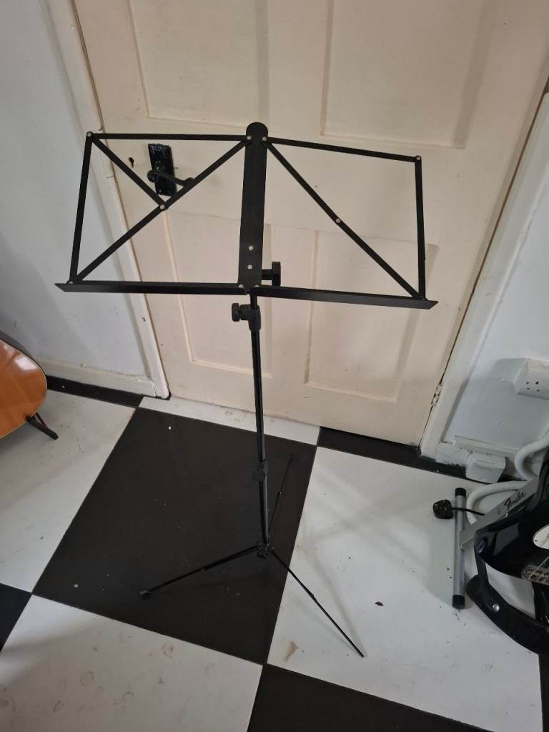Gear4music foldaway sheet music stand 