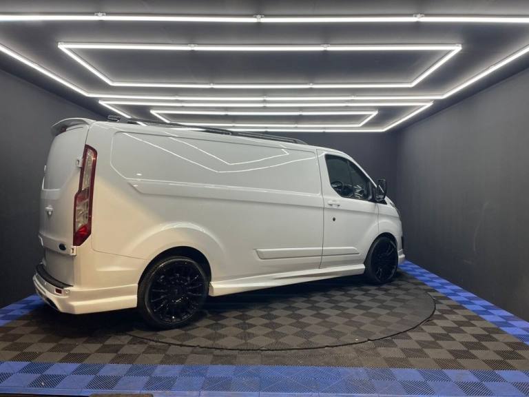 2015 Ford Transit Custom 2.2 TDCi 290 Trend Panel Van 5dr Diesel Manual L2 H1 (186 g/km, 123 bhp)...