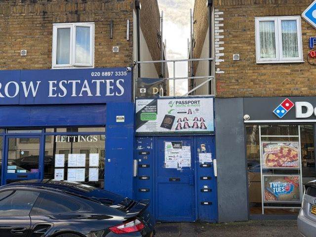 OFFICE TO LET TW5 9TY 