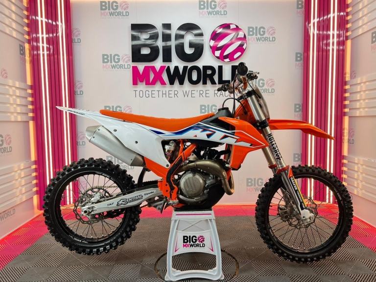 KTM SXF 350 2022 - Only 53 Hours - Brand New Original Plastics - Immaculate