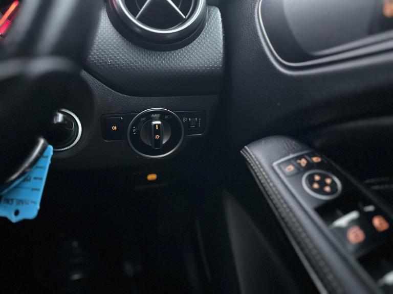 2015 Mercedes-Benz A-Class A180 [1.5] CDI Sport 5dr Auto HATCHBACK DIESEL Automatic