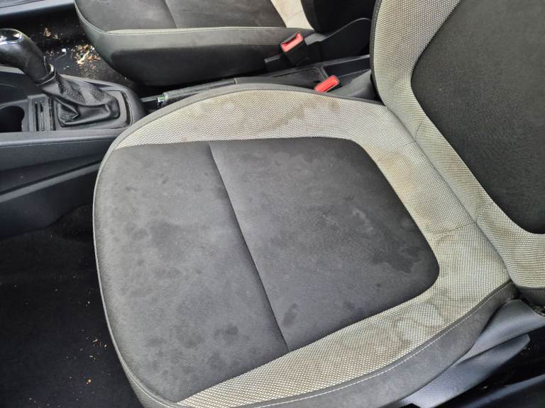 Mobile car valeting 