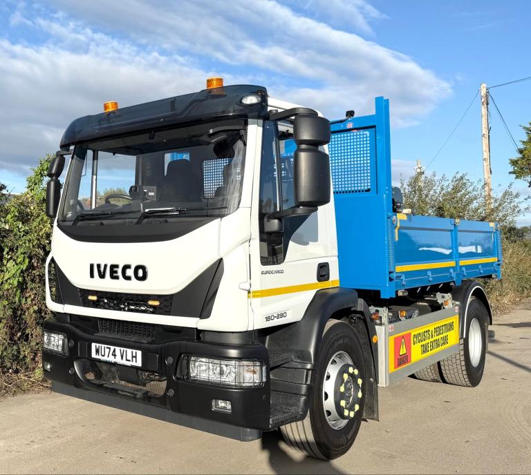 2024 IVECO EUROCARGO 180-280 DROPSIDE TIPPER TARMAC 3X CHUTES 8,700 MILES EURO-6