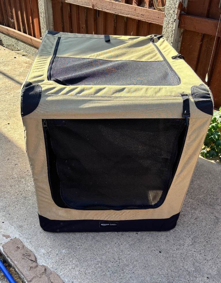 Fabric dog crate