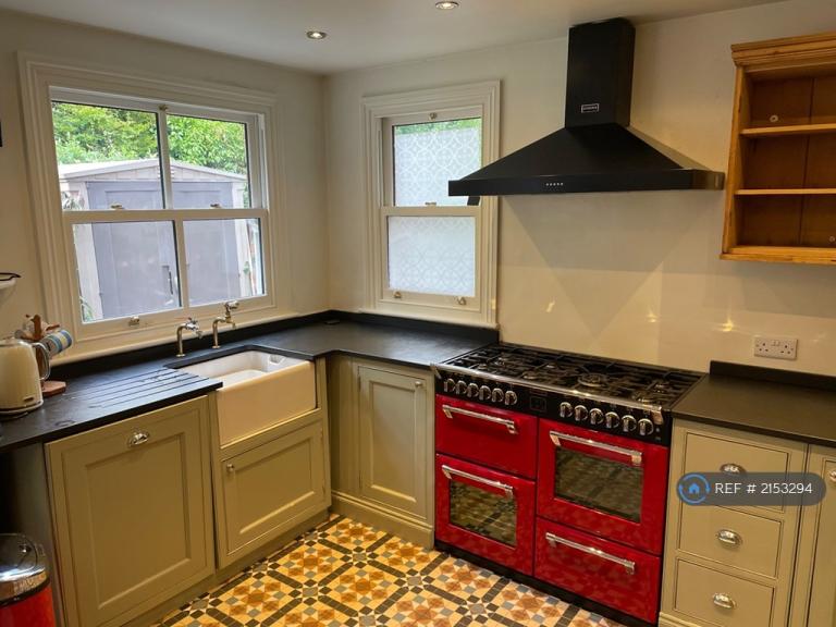 3 bedroom house in Linden Park, Manchester, M19 (3 bed) (#2153294)