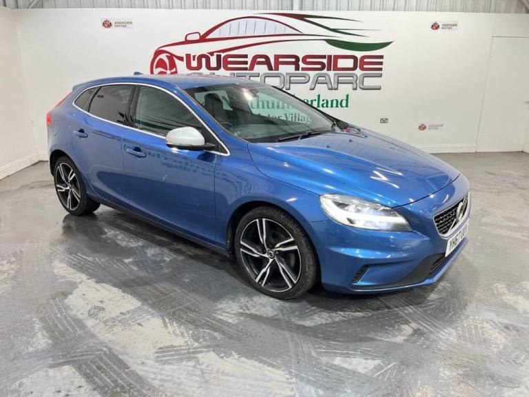 2017 Volvo V40 D2 [120] R DESIGN Pro 5dr HATCHBACK DIESEL Manual