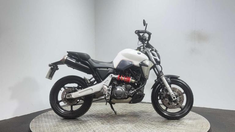 Yamaha MT-03 660 2006 30K NEW MOT A2 SERVICED 660CC SINGLE THUMPER