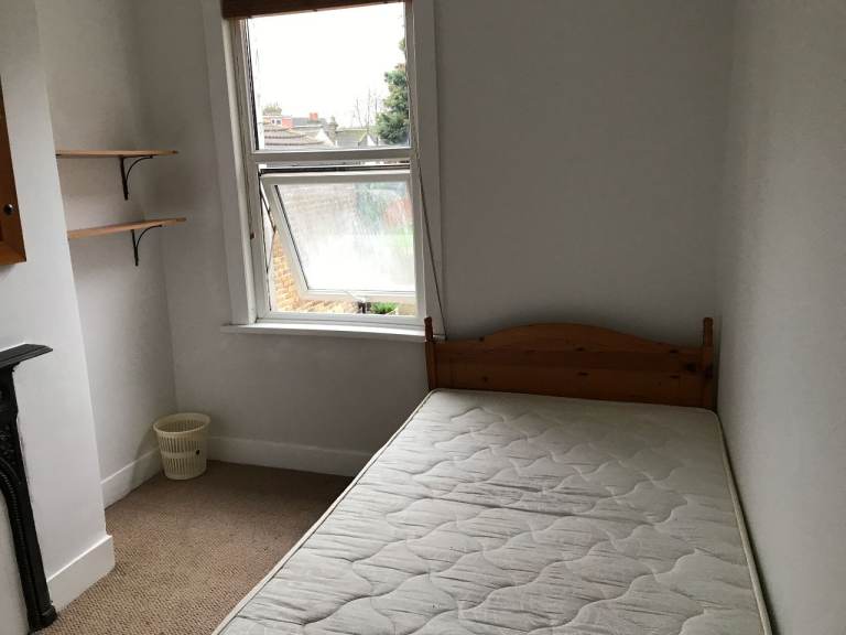 DOUBLE ROOM (Just refurbished), CANNING TOWN