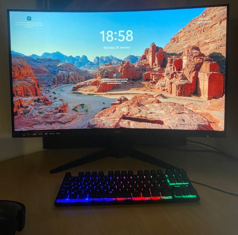 Gaming Monitor AOC 32” FULL HD 240 MHZ SUPER HIGH FPS