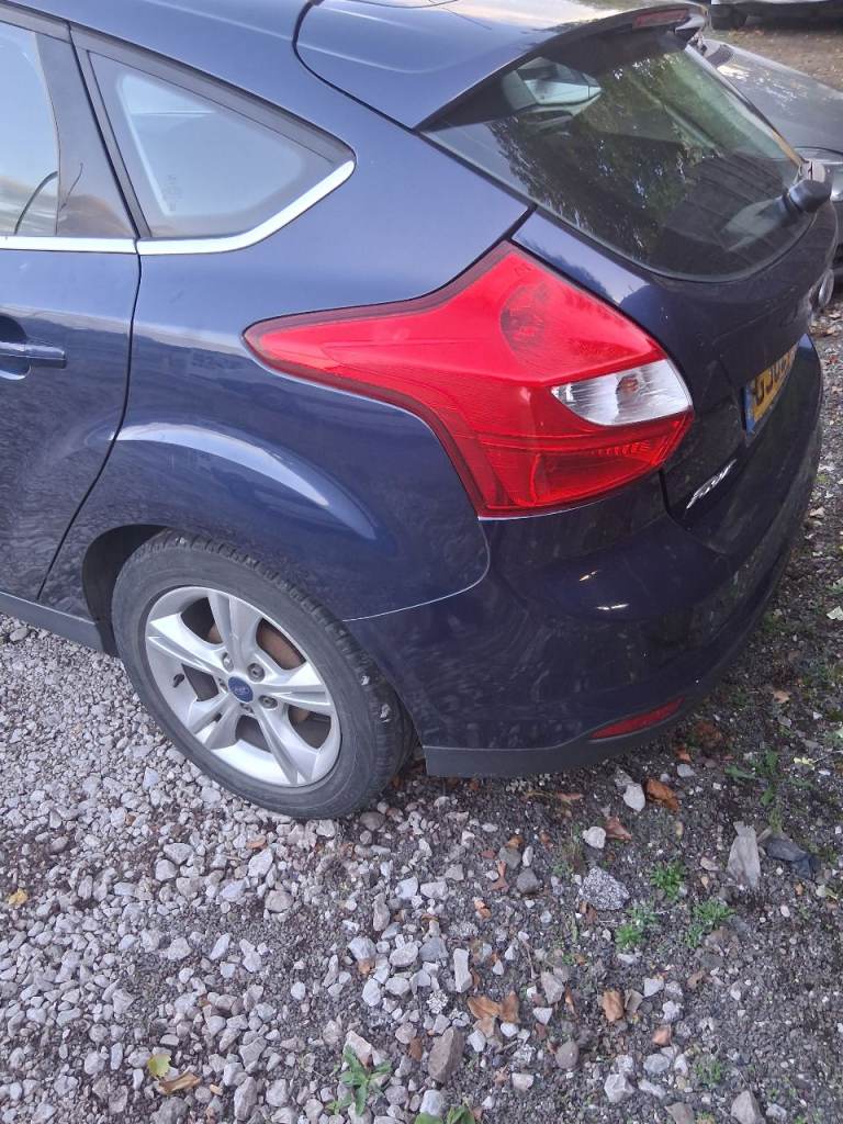 Ford, FOCUS, Hatchback, 2012, Manual, 1596 (cc), 5 doors