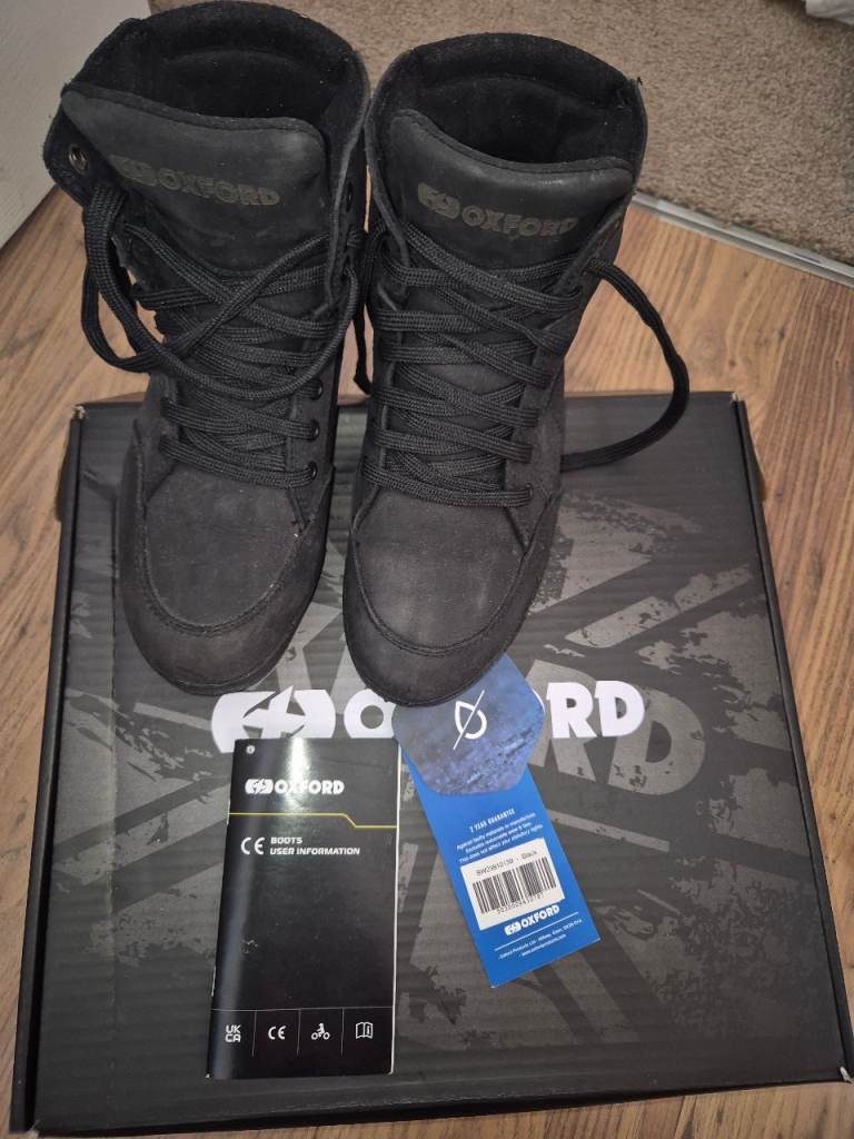 Ladies motorbike boots size 5.5