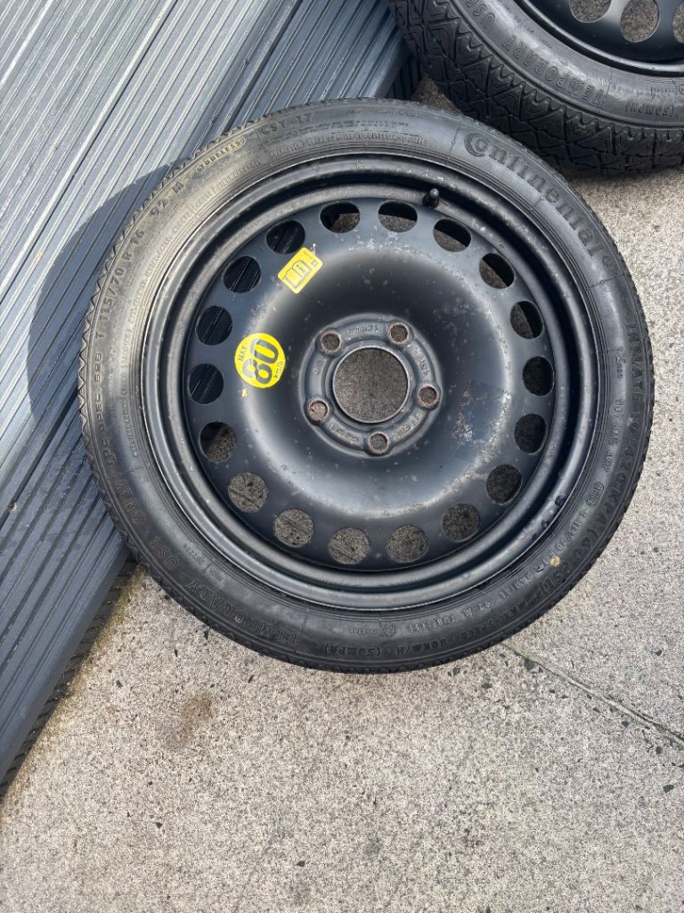 Car space saver tyres wheels