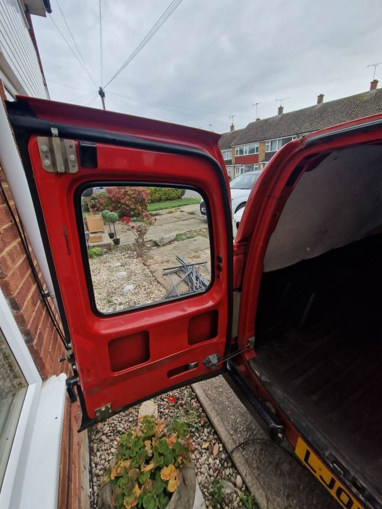 Ford Escort Van, 2002, Manual, 1753 (cc)