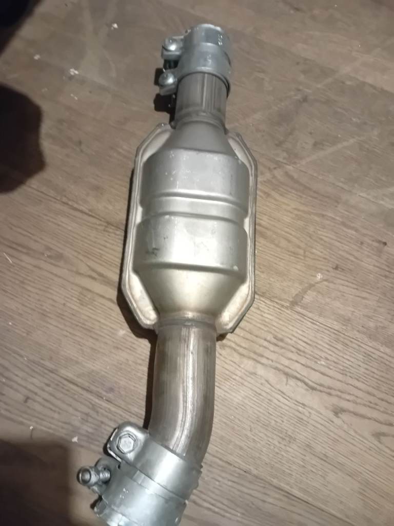Brand New Catalytic Converter