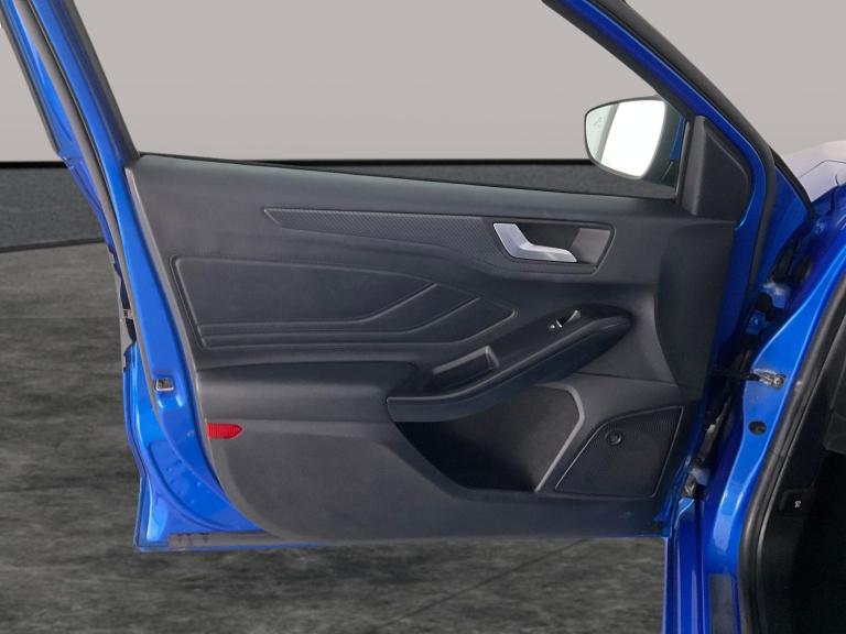 2019 Ford Focus 2.0 EcoBlue ST-Line X Estate 5dr Diesel Auto Euro 6 (s/s) (150 ps) - REVERS Estat...