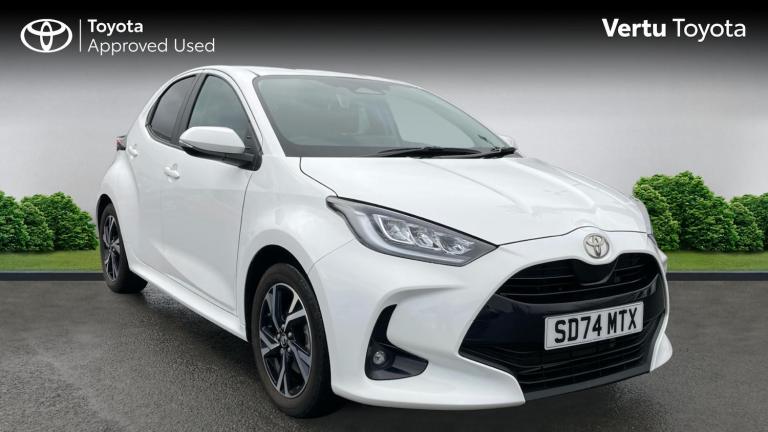 2024 Toyota Yaris 1.5 Hybrid Design 5dr CVT Hybrid Hatchback Hatchback Hybrid Automatic