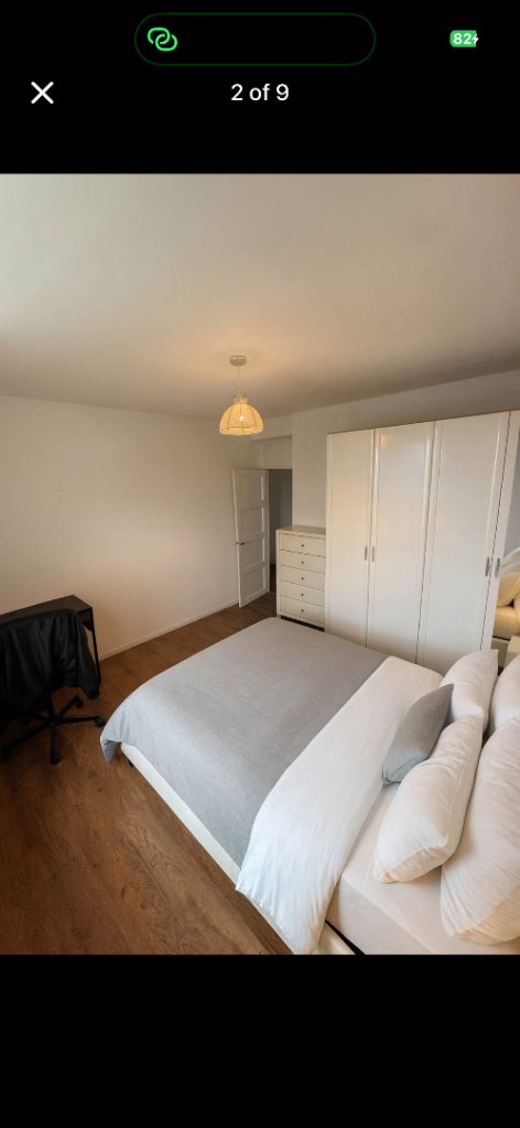 Self contain kitchen and bathroom studio 