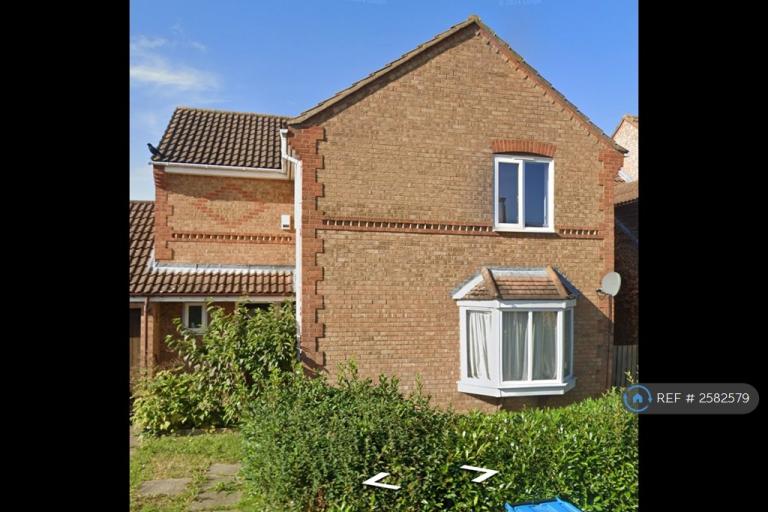 5 bedroom house in Kirkstall Place, Milton Keynes, MK6 (5 bed) (#2582579)