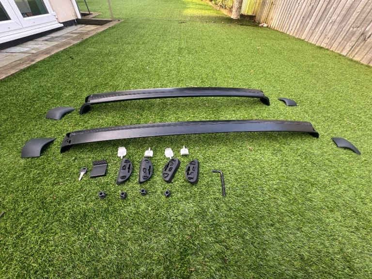 Tesla model Y roof bars