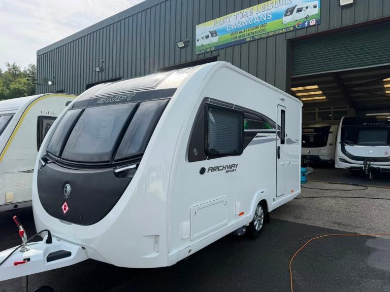 Swift 2024 SWIFT ARCHWAY SPORT WOODFORD - 2 BERTH CARAVAN