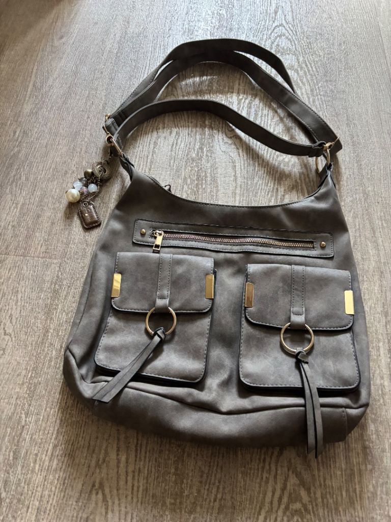 Grey Shoulder Bag with Front Pockets – Good Condition