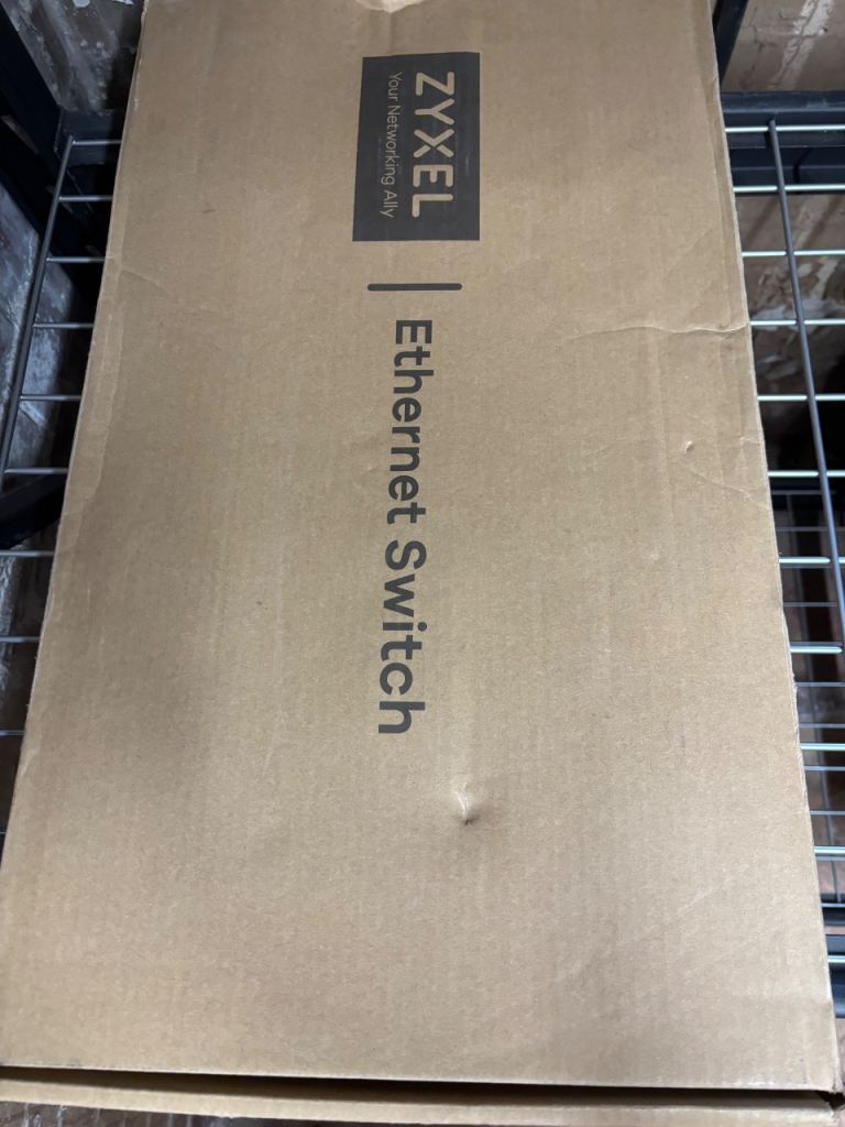 Zyxel GS192024HPV2 UK Ethernet Switch – Brand New in Box
