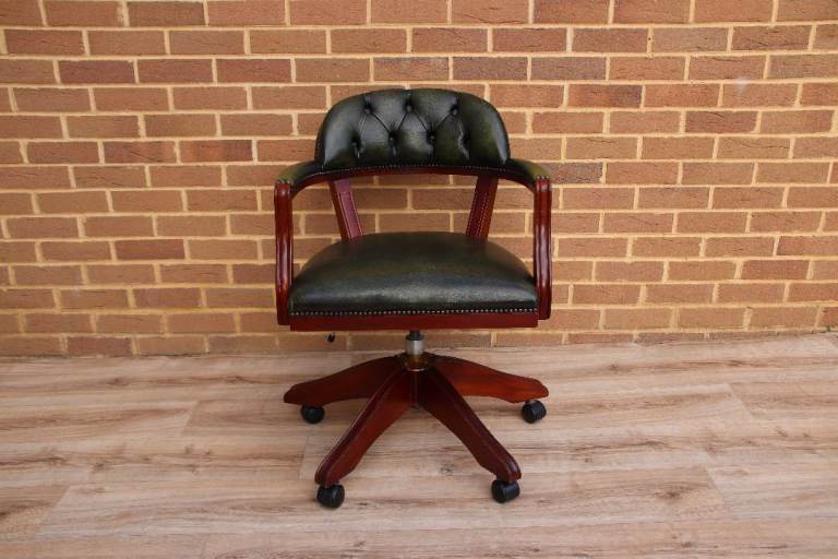 Banker's Chair (UK Delivery)