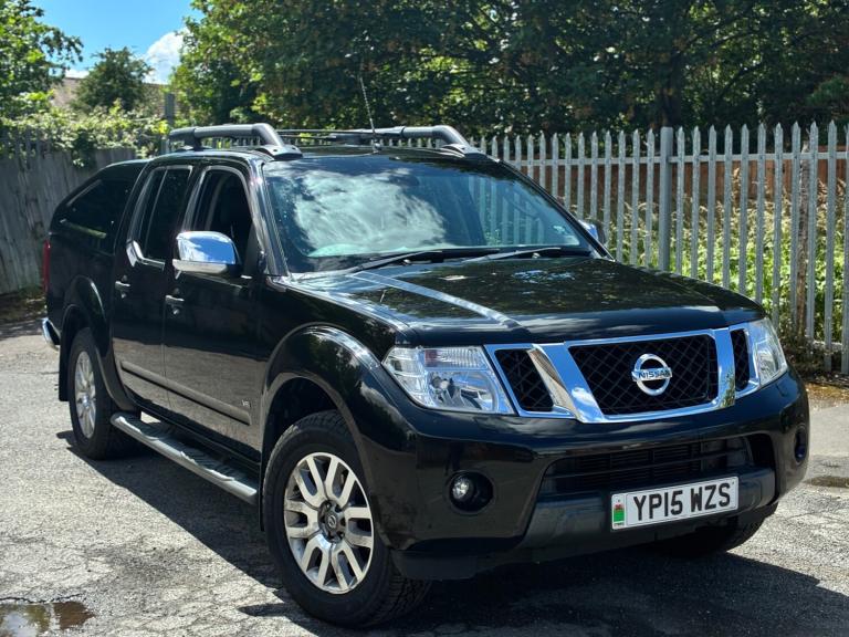 2015 Nissan Navara Double Cab Pick Up Outlaw 3.0dCi V6 231 4WD Auto PICK UP Diesel Automatic