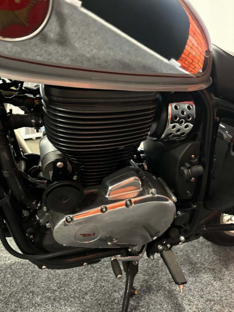 BSA Gold Star 650cc Classic Motorcycle Silver Sheen Legacy