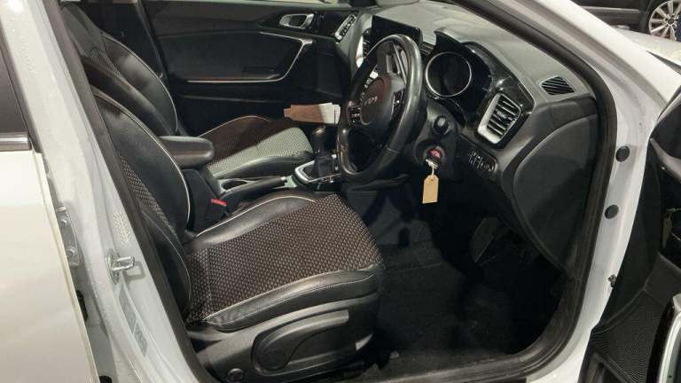 2021 Kia Ceed 1.5T GDi ISG 3 5dr ESTATE PETROL Manual