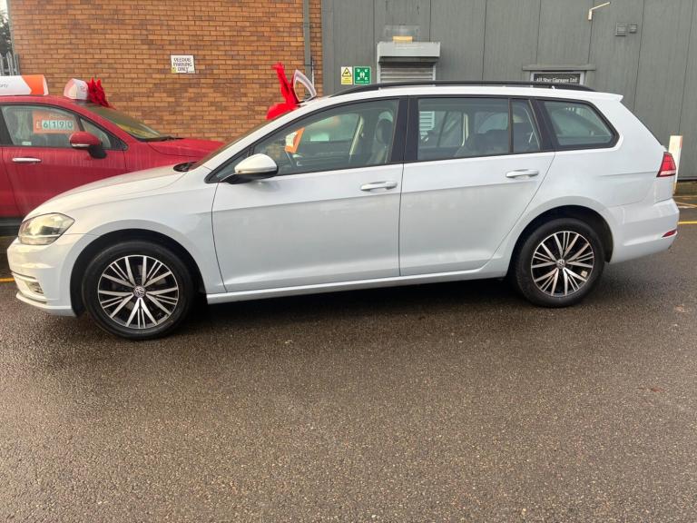 2018 Volkswagen Golf 1.6 TDI SE 5dr [Nav] ESTATE DIESEL Manual