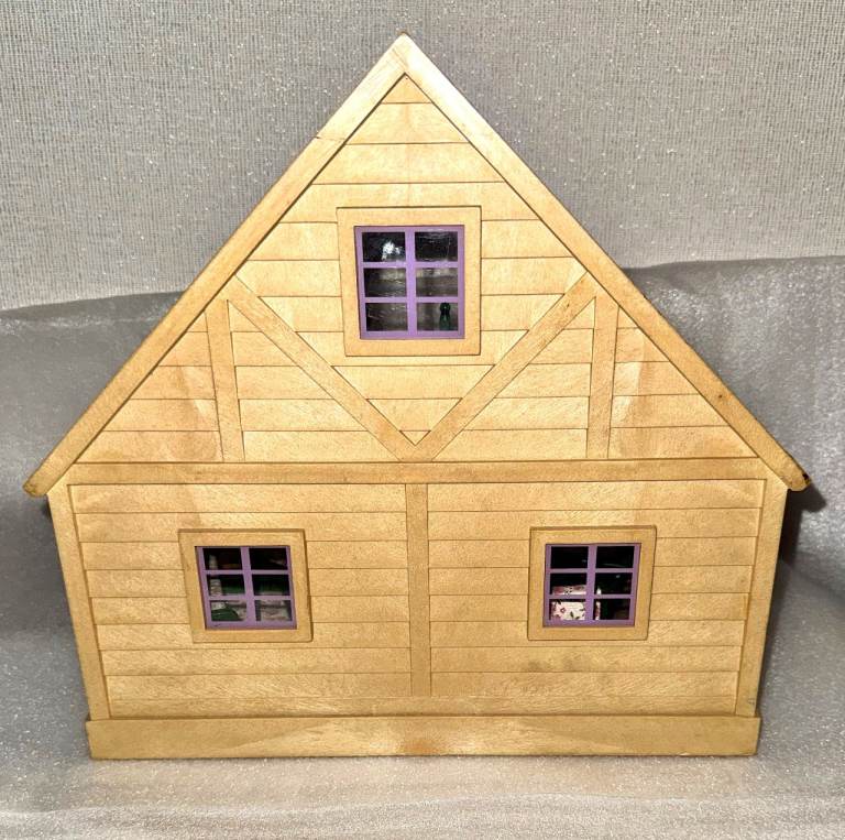 Sylvanian Vintage Red Roof Country Cottage & Accessories