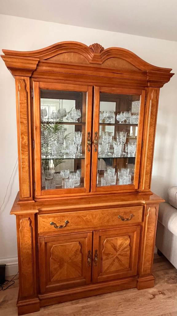 Statement Glazed Dresser Cabinet — Warm Oak, Mirrored Interior & Interior Light | Traditional Hutch
