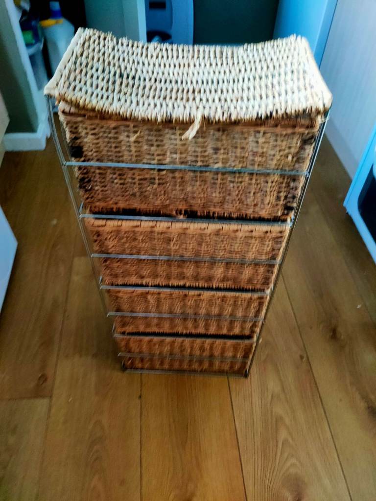   Free 4drawer storage unit 