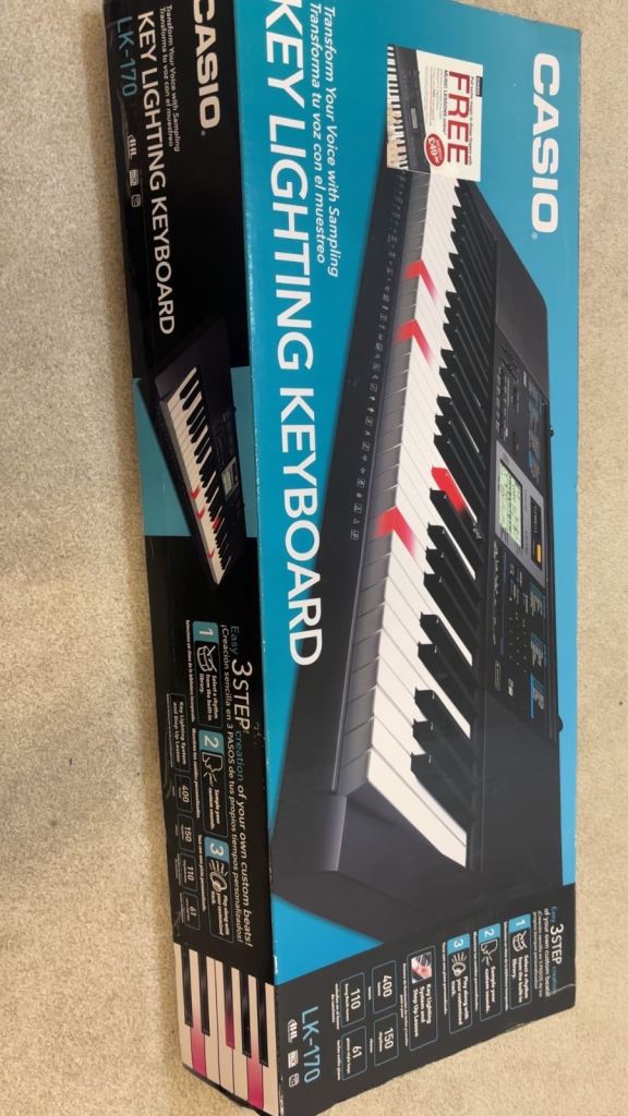 Casio LK-170 Key Lighting Keyboard – As Good As New, Boxed