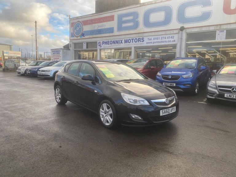 2010 Vauxhall Astra 1.6 16v Exclusiv Euro 5 5dr HATCHBACK Petrol Manual