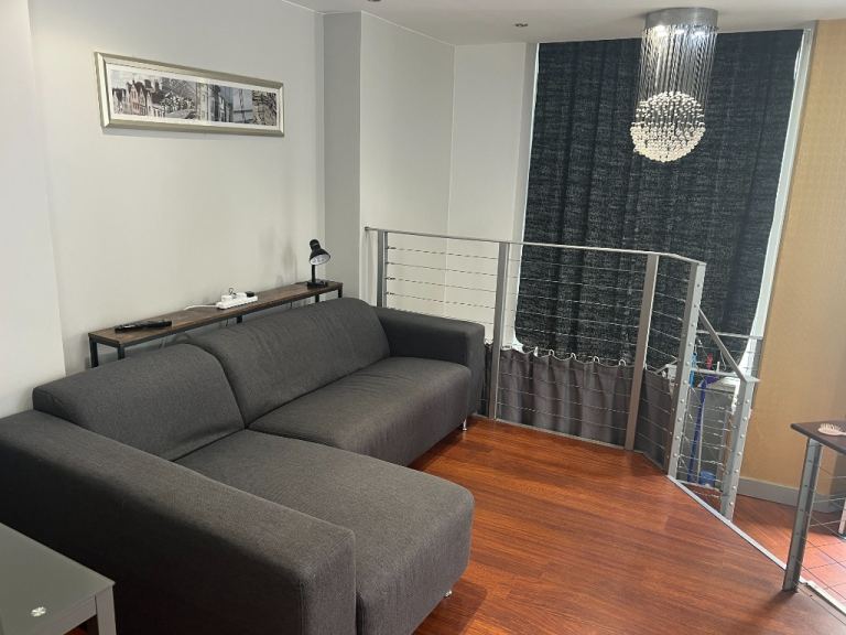 2 bedroom flat in Buccleuch Street, Meadows, Edinburgh, EH8 9JR