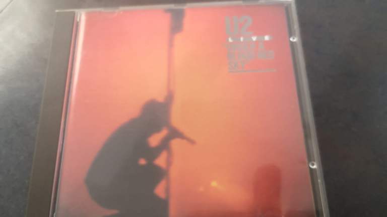 U2 - LIVE / UNDER A BLOOD RED SKY CD 818 008-2