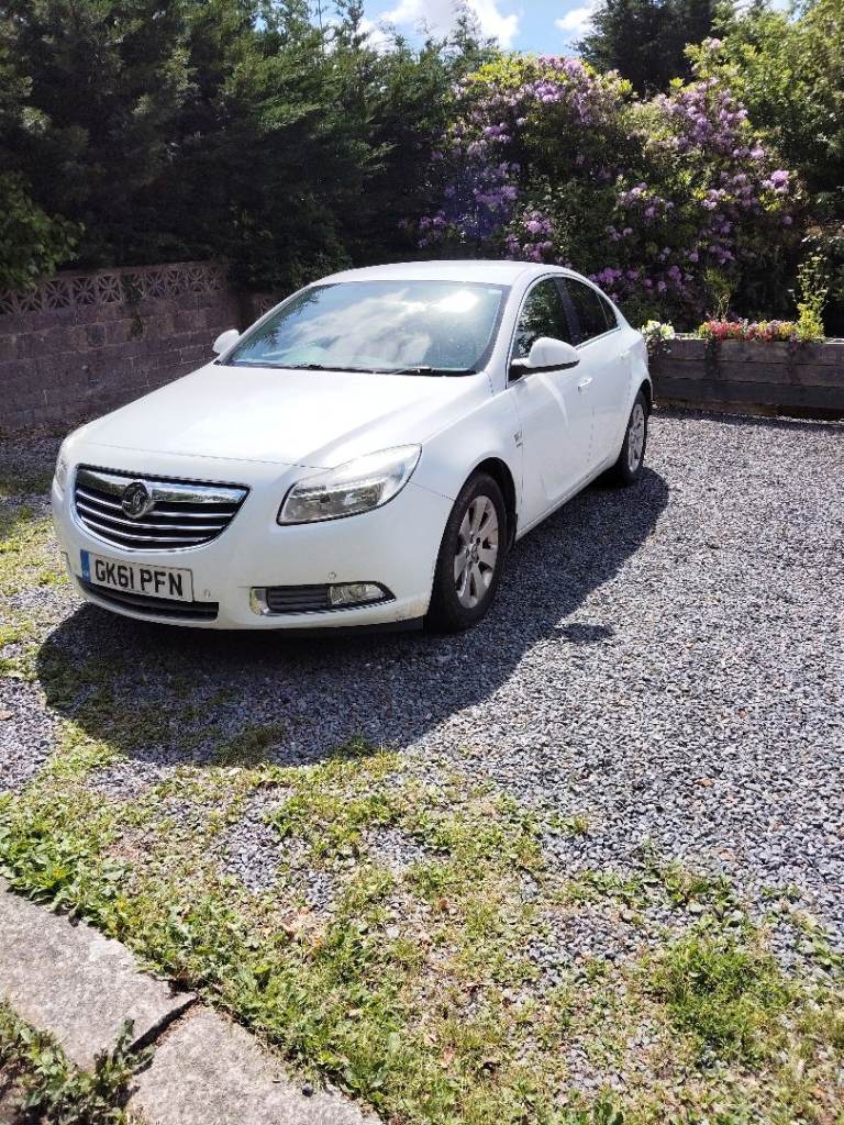 Vauxhall, INSIGNIA, Hatchback, 2011, Manual, 1956 (cc), 5 doors