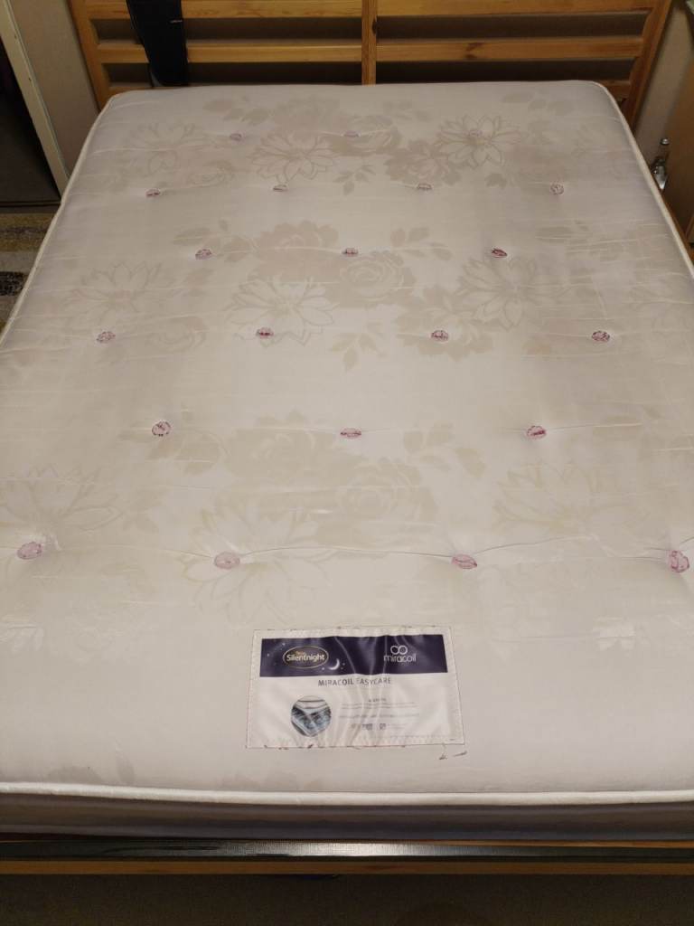 Silentnight Miracoil Easycare Double Mattress – Good Condition