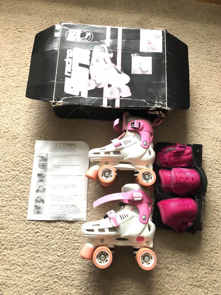 Roller skates for kids, adjustable upto 12 years