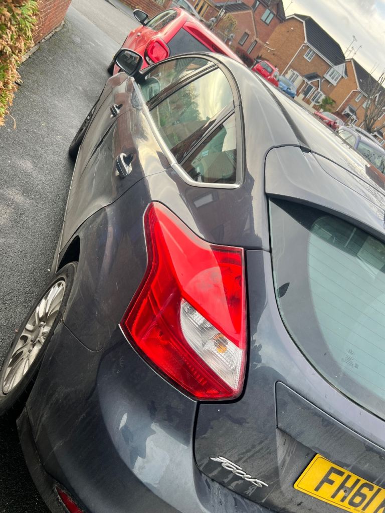 Ford, FOCUS, Hatchback, 2012, Manual, 1560 (cc), 5 doors