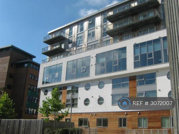 1 bedroom flat in Paramount, Swindon, SN1 (1 bed) (#3072007)