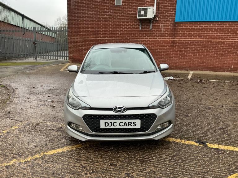 2015 Hyundai i20 1.2 SE 5dr HATCHBACK Petrol Manual