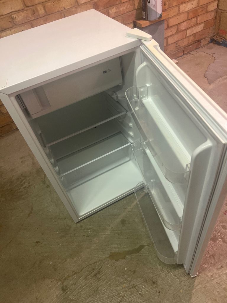 White under counter fridge freezer, buyer collects