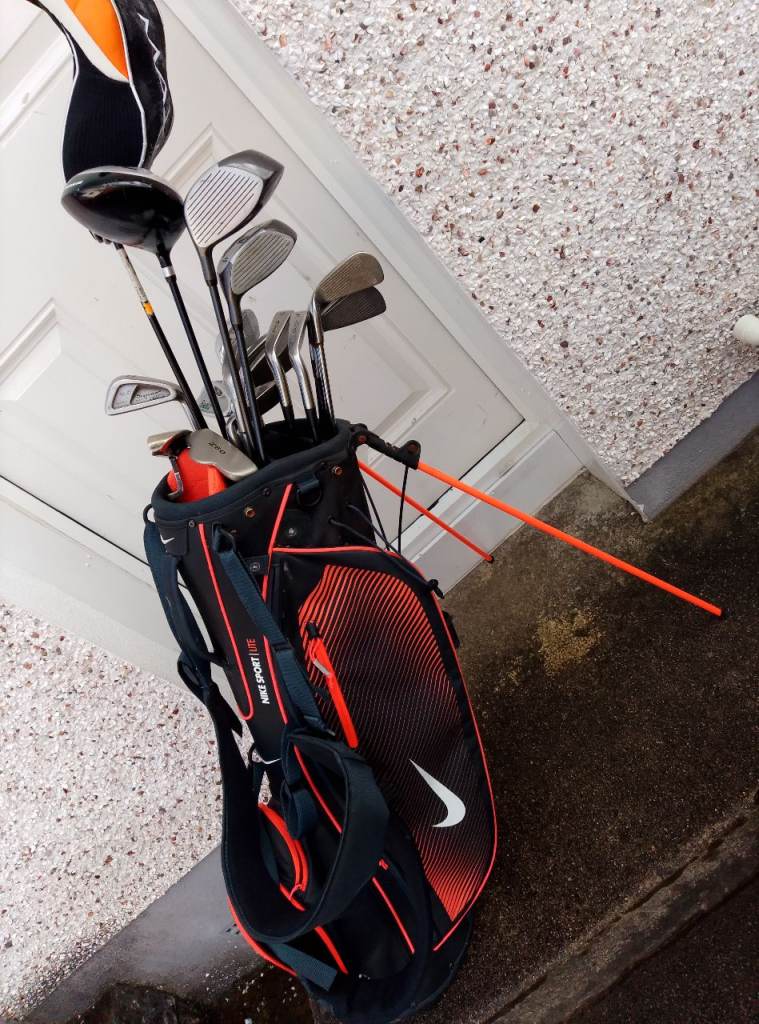 Full Set of  Golf Clubs and  Nike Stand Bag